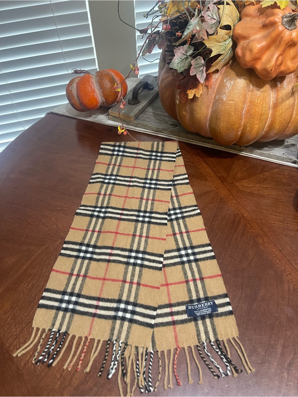 Burberry Vintage Nova Check Lambswool Fringed Scarf never used